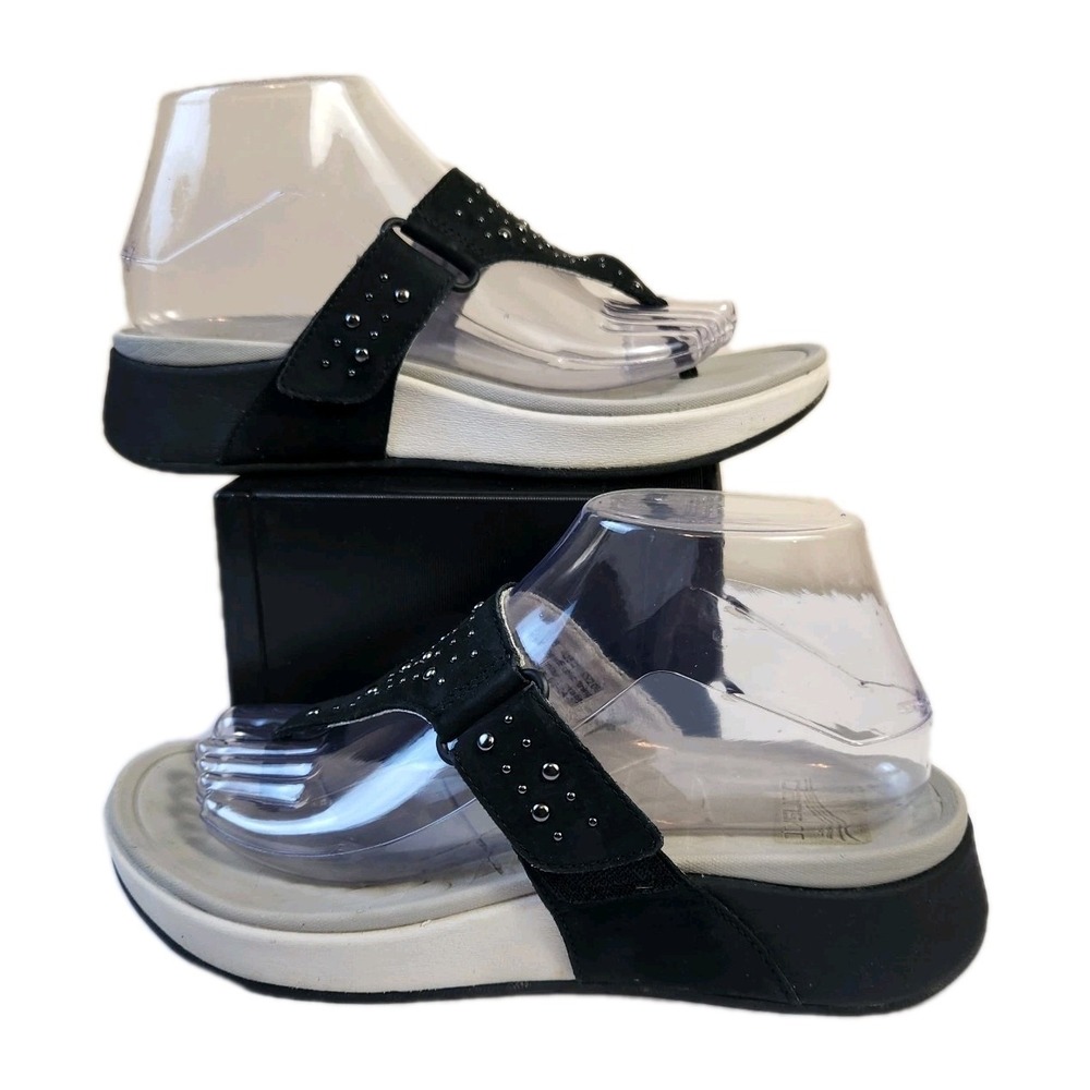 Dansko 38 Womens Christina Studded Thong Comfort Sandals Black Leather Sz 7.5-8